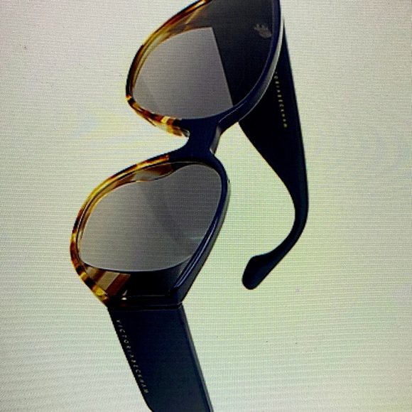 Made in Italy Original Victoria Beckham sunglasses original case/ box - Picture 4 of 14